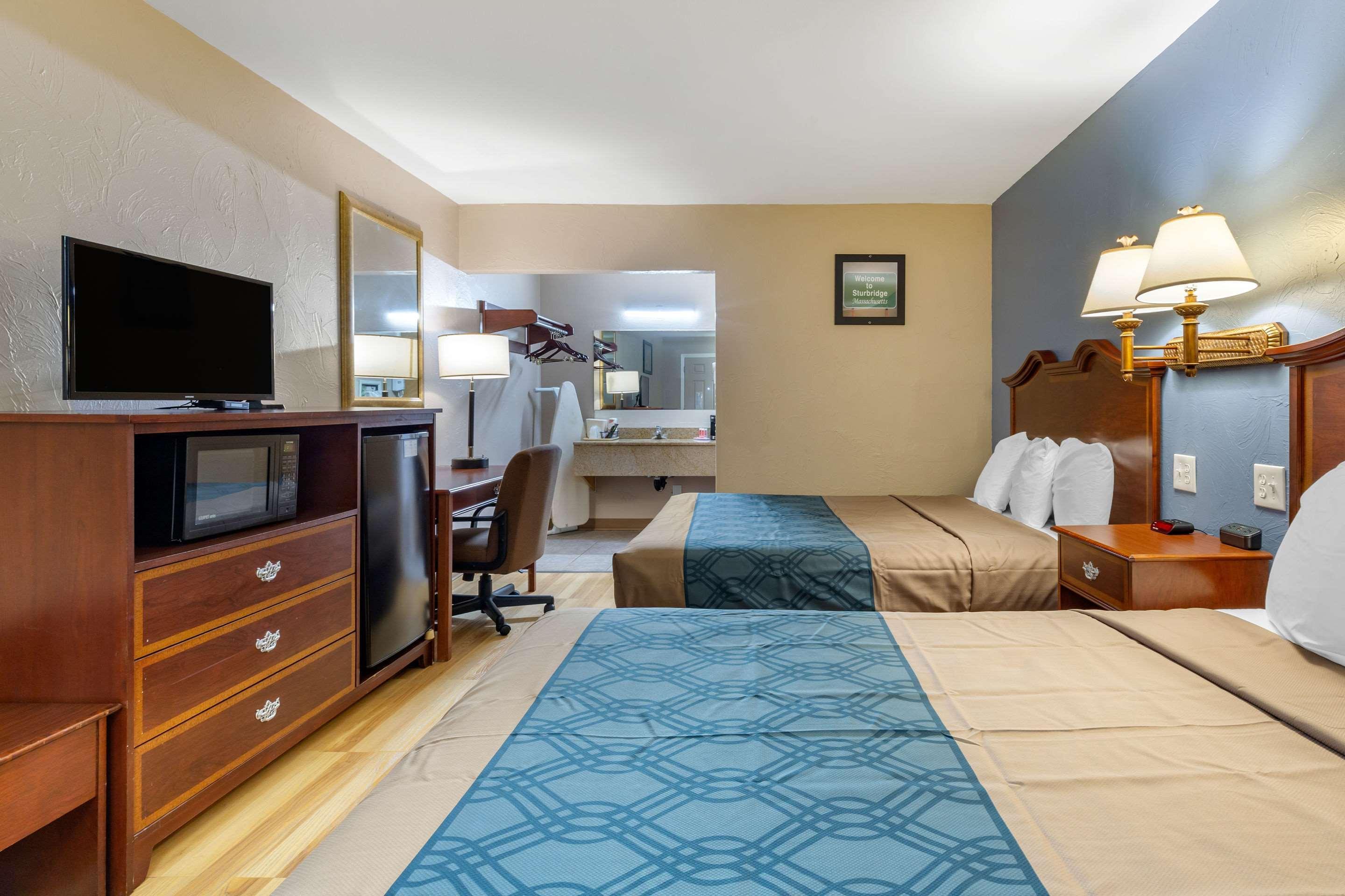 Econo Lodge Sturbridge Route 20 Eksteriør bilde
