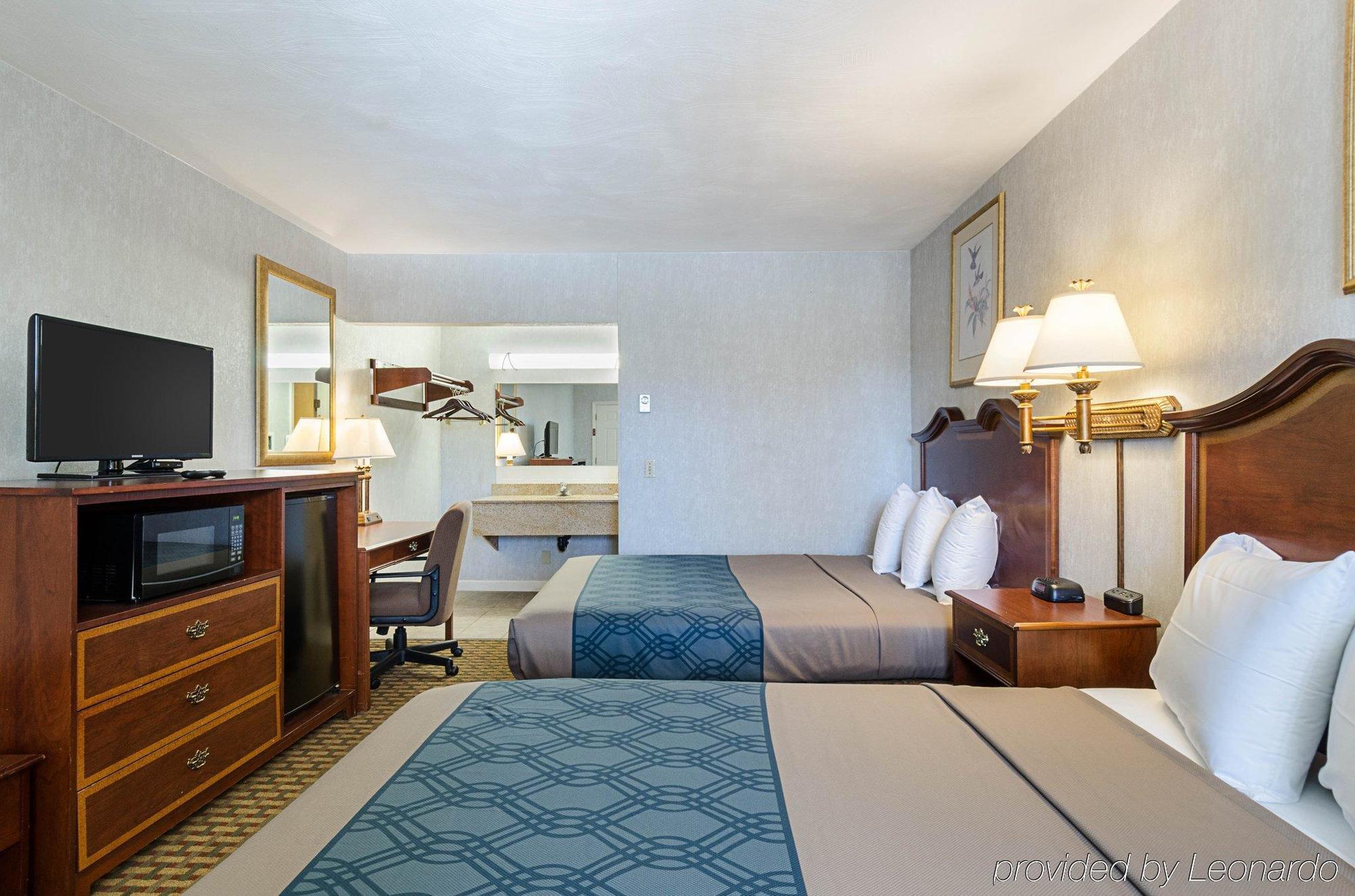 Econo Lodge Sturbridge Route 20 Eksteriør bilde