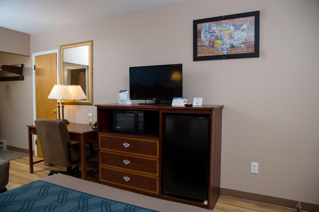 Econo Lodge Sturbridge Route 20 Eksteriør bilde